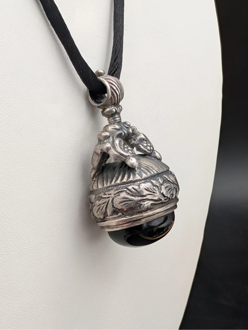 Vintage Museum of Fine Arts MFA Sterling Silver Black Onyx Repousse Fob Pendant